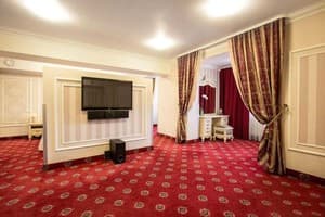 Отель Буковина. Представительский люкс (Presidential suite) № 400 8