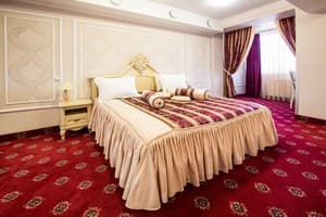 Отель Буковина. Представительский люкс (Presidential suite) № 400 1
