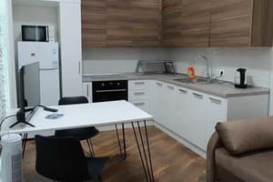 EPAPARTMENT 4