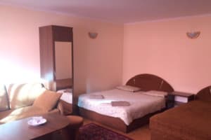 Gesthouse & Parking 1