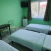 Отель Luxor Inn & Suites. Стандарт трехместный номер с раздельными кроватями. 3