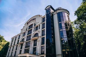 Отель Optima Collection Черновцы