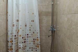 в центре по ул.Украинская 53 8